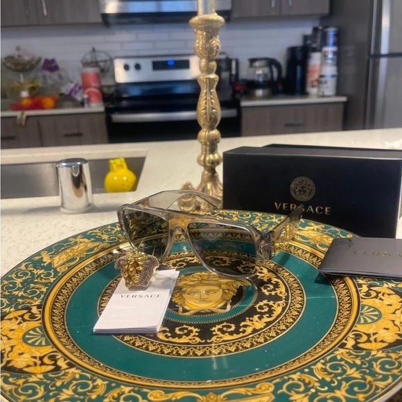 Versace Transparent Sunglasses - Picture 7 of 10